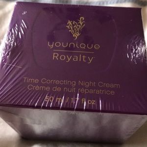 Younique Royalty Time Correcting Night Cream